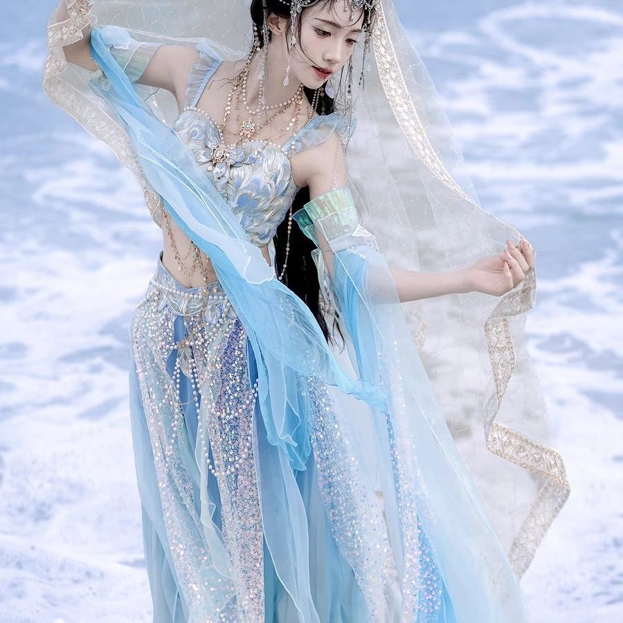 Embroidery Dress - Zmodyfikowany egzotyczny styl, elementy Han, haft,