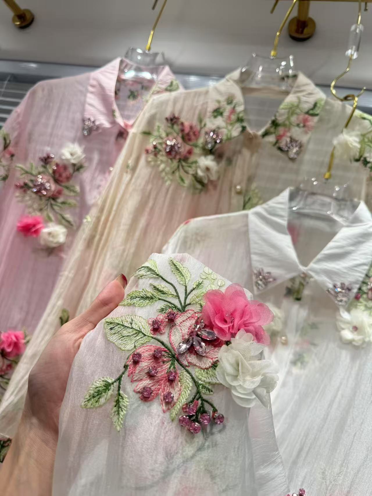 Luksusowy styl Kwiaty Haft Bły – Embroidery Daisy recenzja i cena